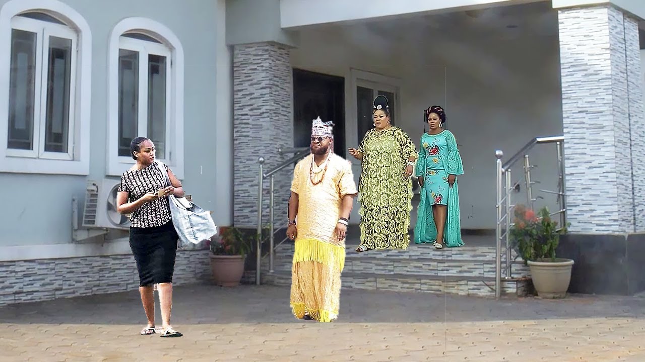 She Came To D Palace To Beg For Food When D Prince Saw Her And Fell Deeply In Love -Nigerian Movies