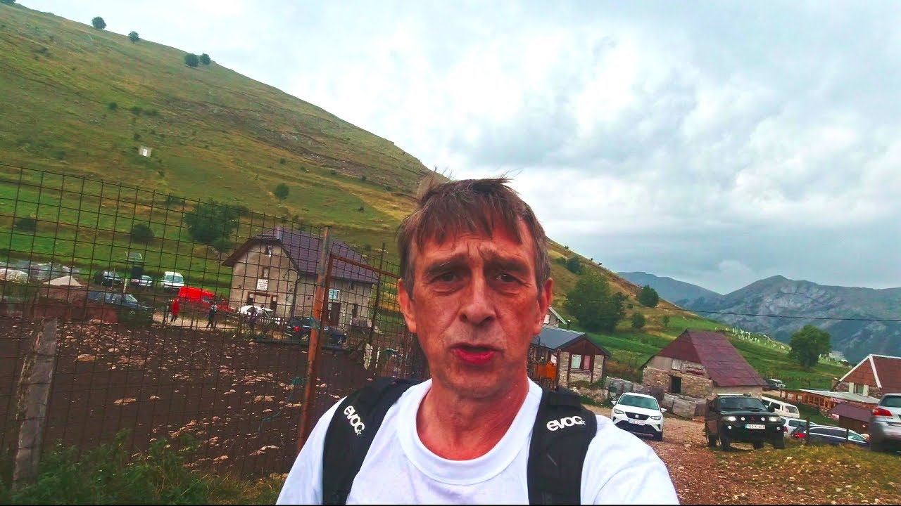 Lukomir Das höchstgelegene Dorf Bosniens, und eine fantastische Landschaft 