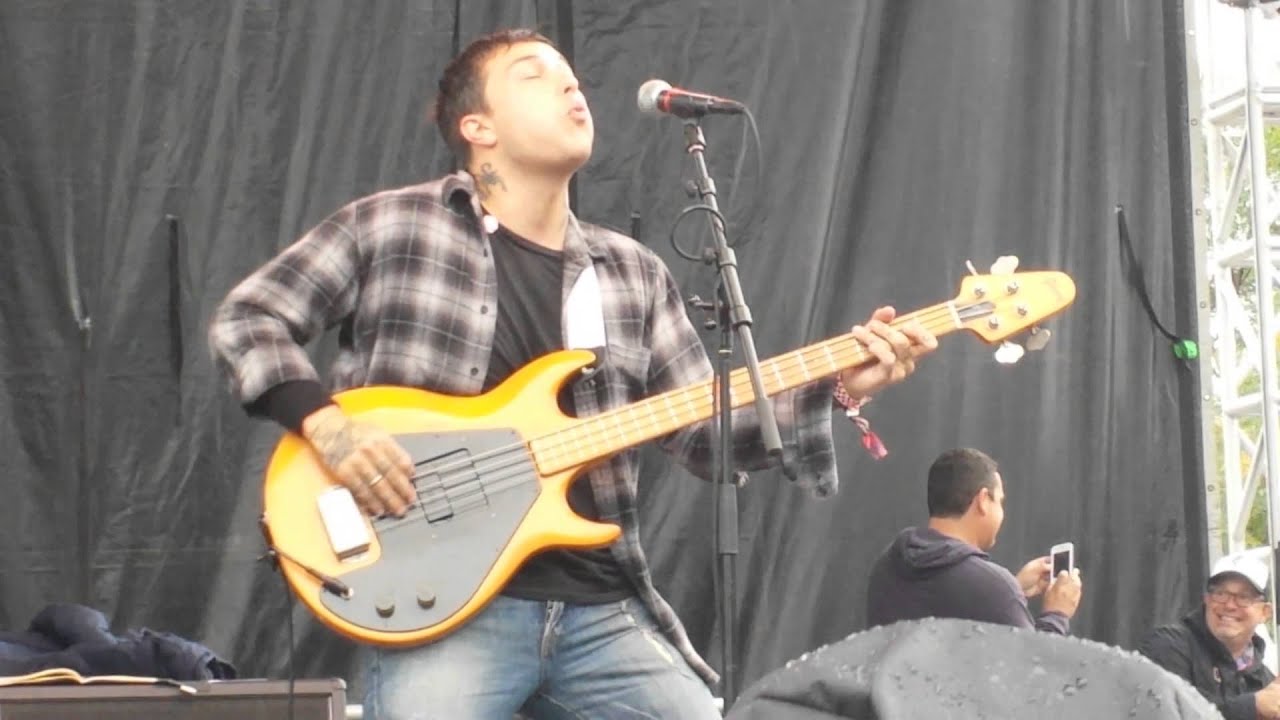 Frank Iero w/ Reggie And The Full Effect - 