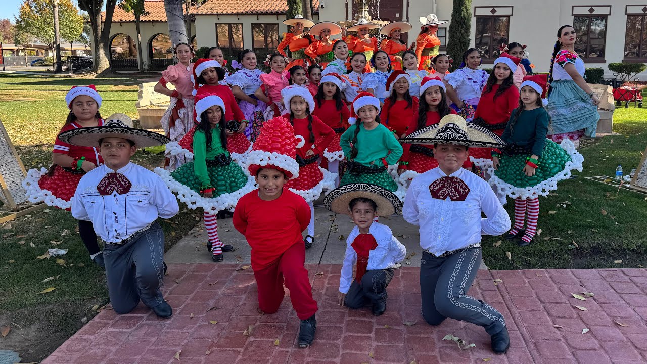 Grupo Folklorico Cielito Lindo