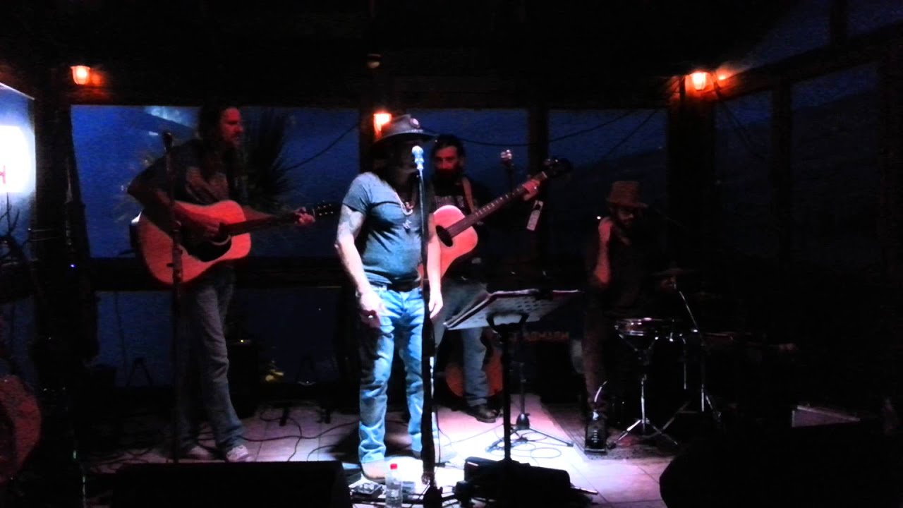 Matala Acoustic Project - No Woman, No Cry at Baba Yaga Matala 06.01.2016