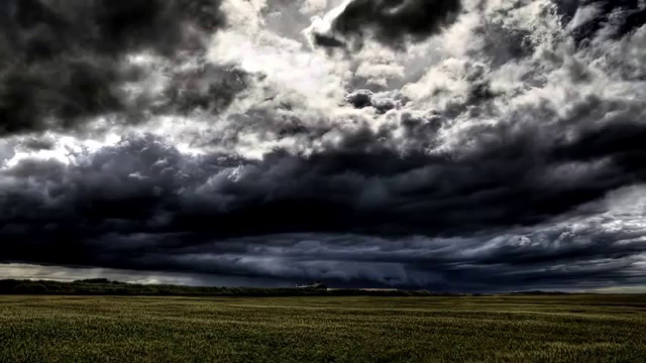 Solitario   Nubes oscuras