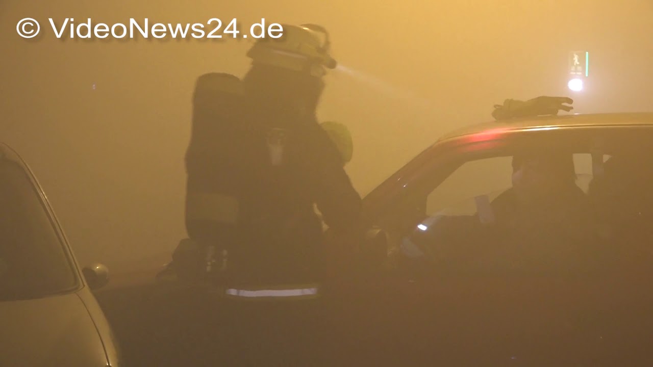 22.06.2017 - VN24 - Tunnelübung auf B236 - Dortmunder Feuerwehr stellt schweren Unfall nach