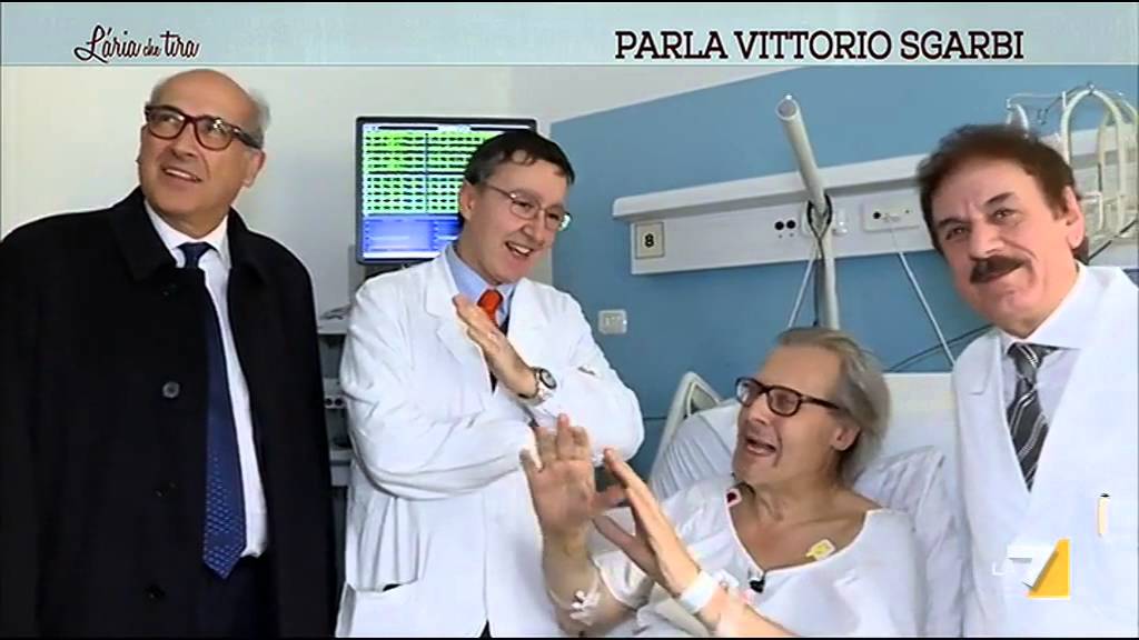 Parla Vittorio Sgarbi (dopo l'ischemia)