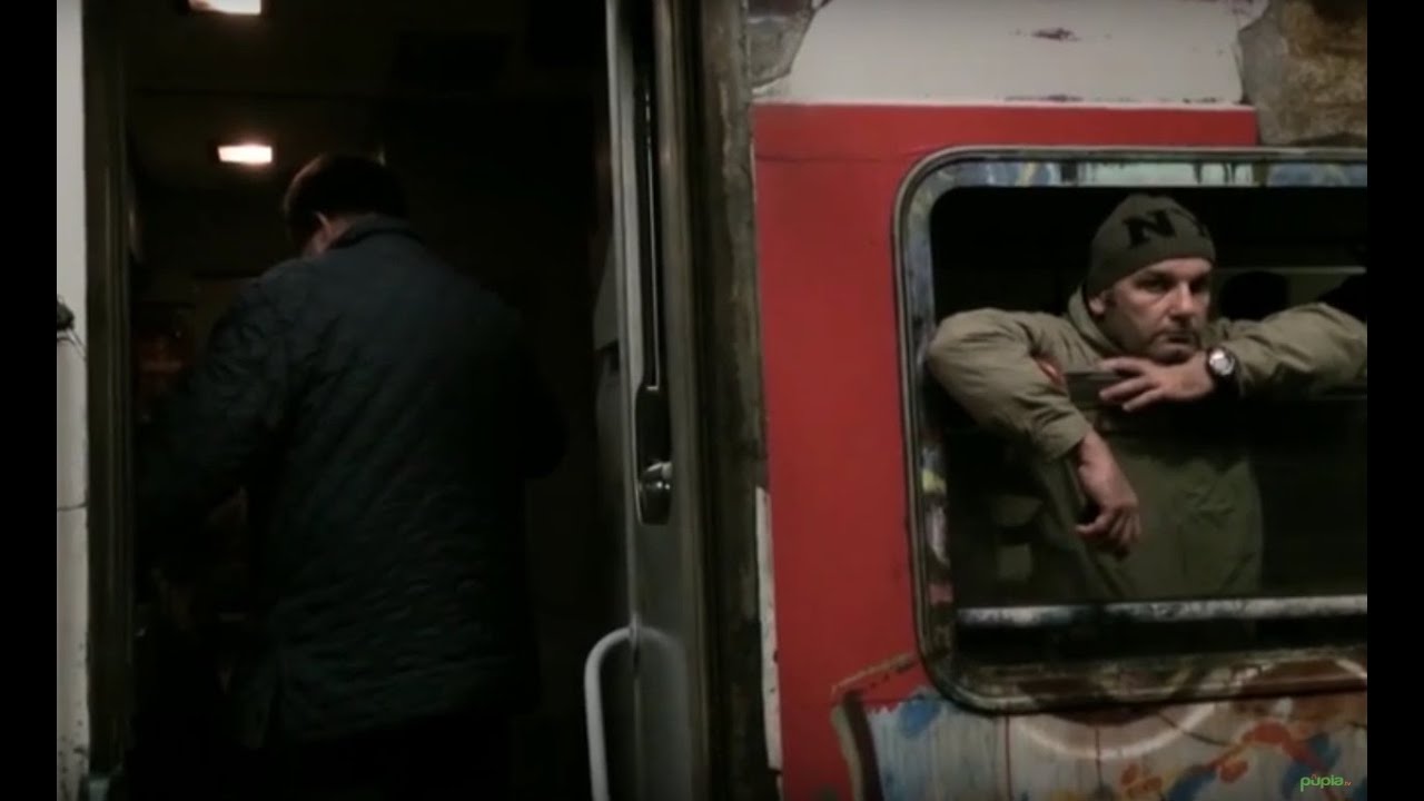 Napoli - Incendio treno Cumana: i passeggeri lamentano disagi (26.08.15)