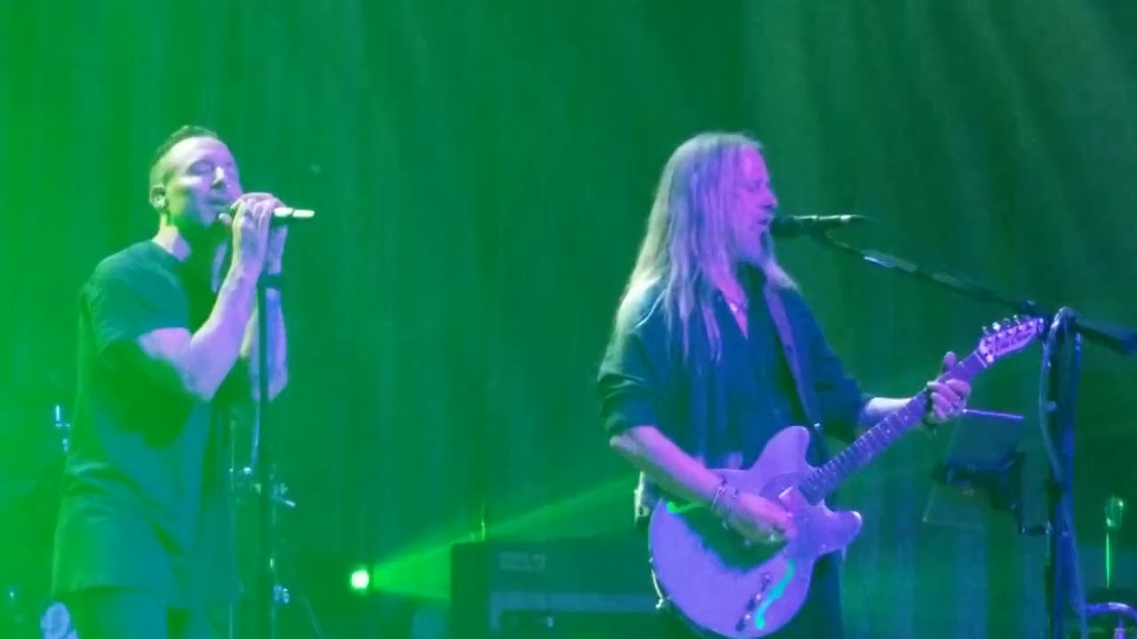 Jerry Cantrell - 