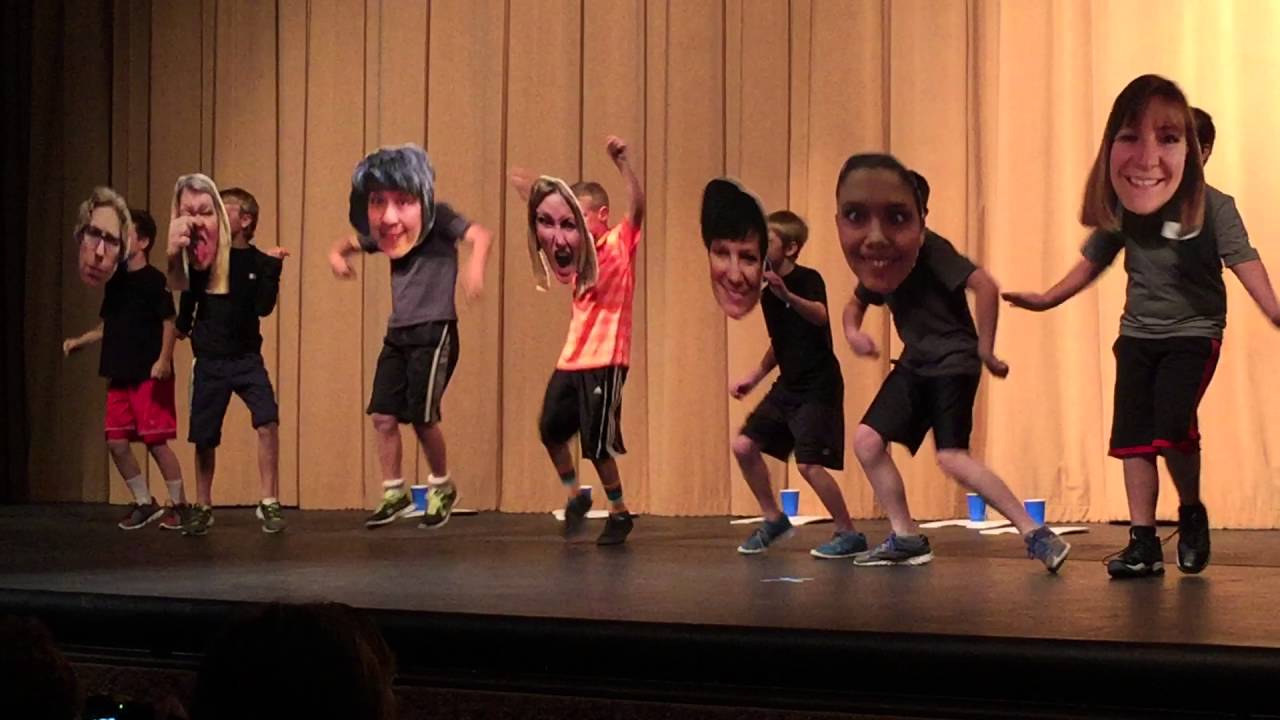 Bobble Head Dance