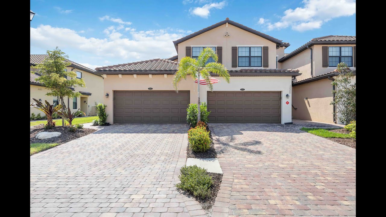 Gran Paradiso Coach Home Tour | Venice, FL