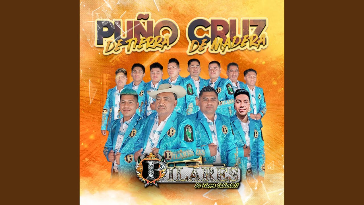Puño de Tierra / Cruz de Madera