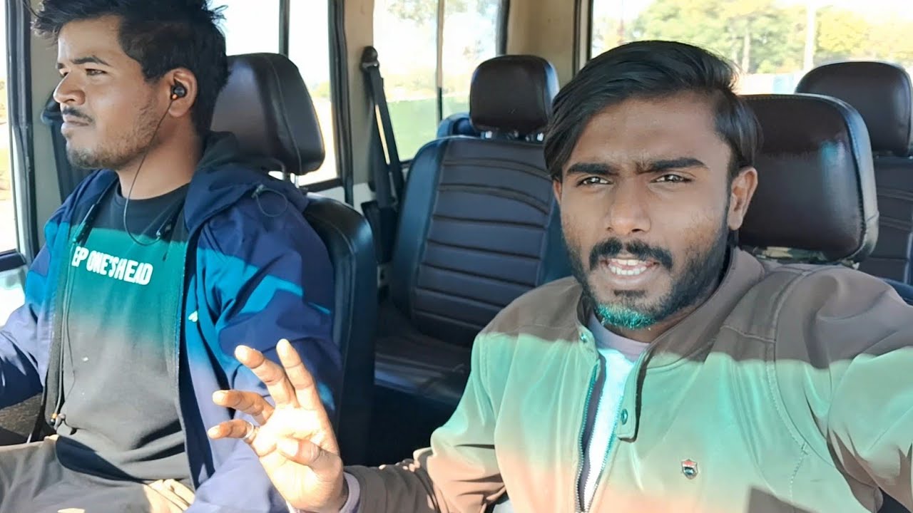 Deepse car drive 🫡