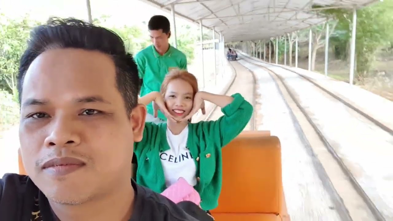គ្រួសារតូច 