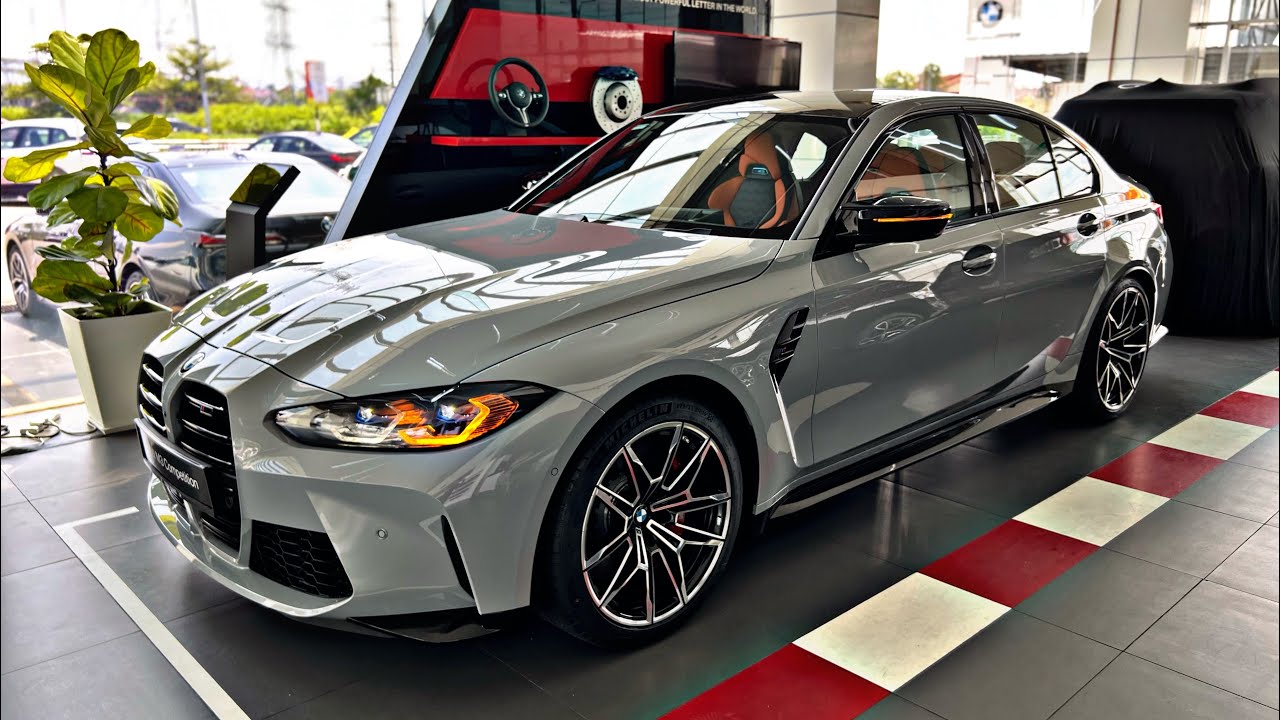 2023 New BMW M3 Competition : First Look! Exterior and interior detail