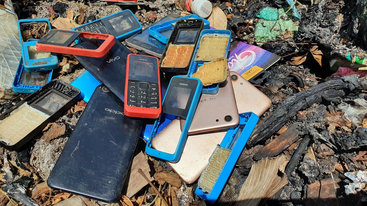 Looking for an old touch phone in the trash || Restoration old touch screen phone, DIY video.