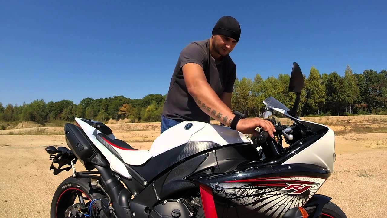 Обзор (Review) Yamaha R1 2012