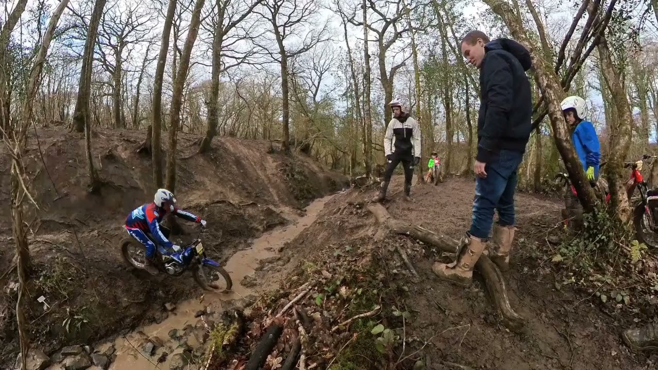Getting Muddy at Non-Stop Trials