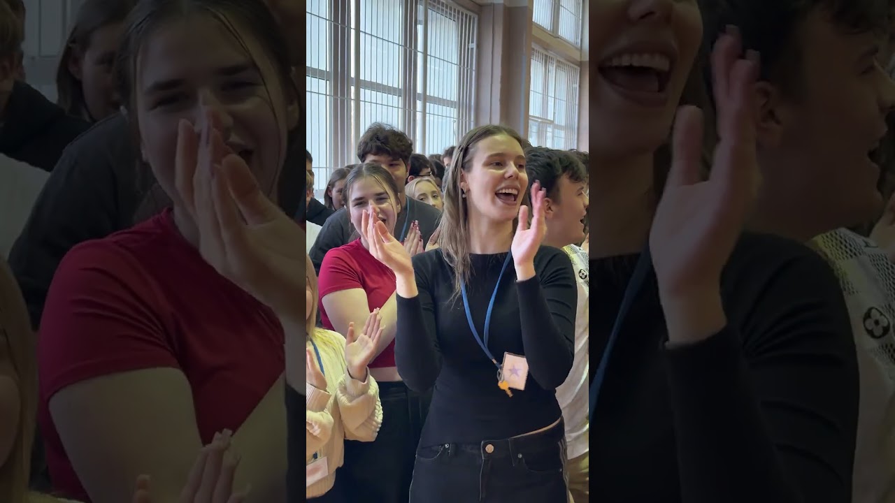 Normalny dzień w szkole&hellip; matematyka, polski i koncert! 🎤😂Tak się bawi LO w Gr&oacute;jcu! 🔥🎶