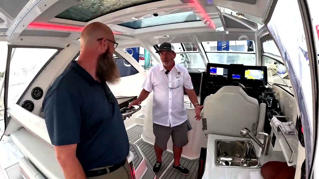 Boating Spotlight: Solara S 310 Sport Coupe