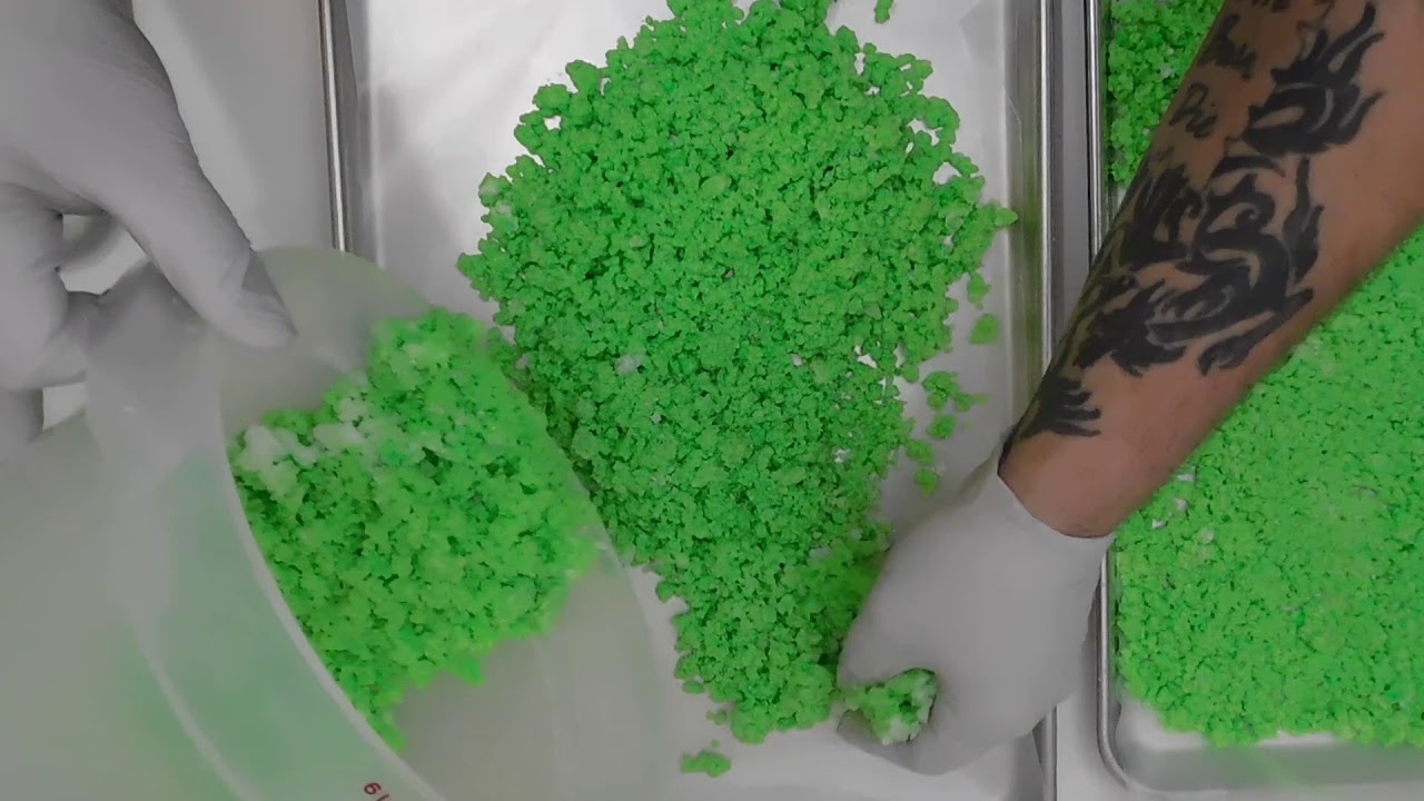 How To Make Bubble Bath Salts (With Recipe)