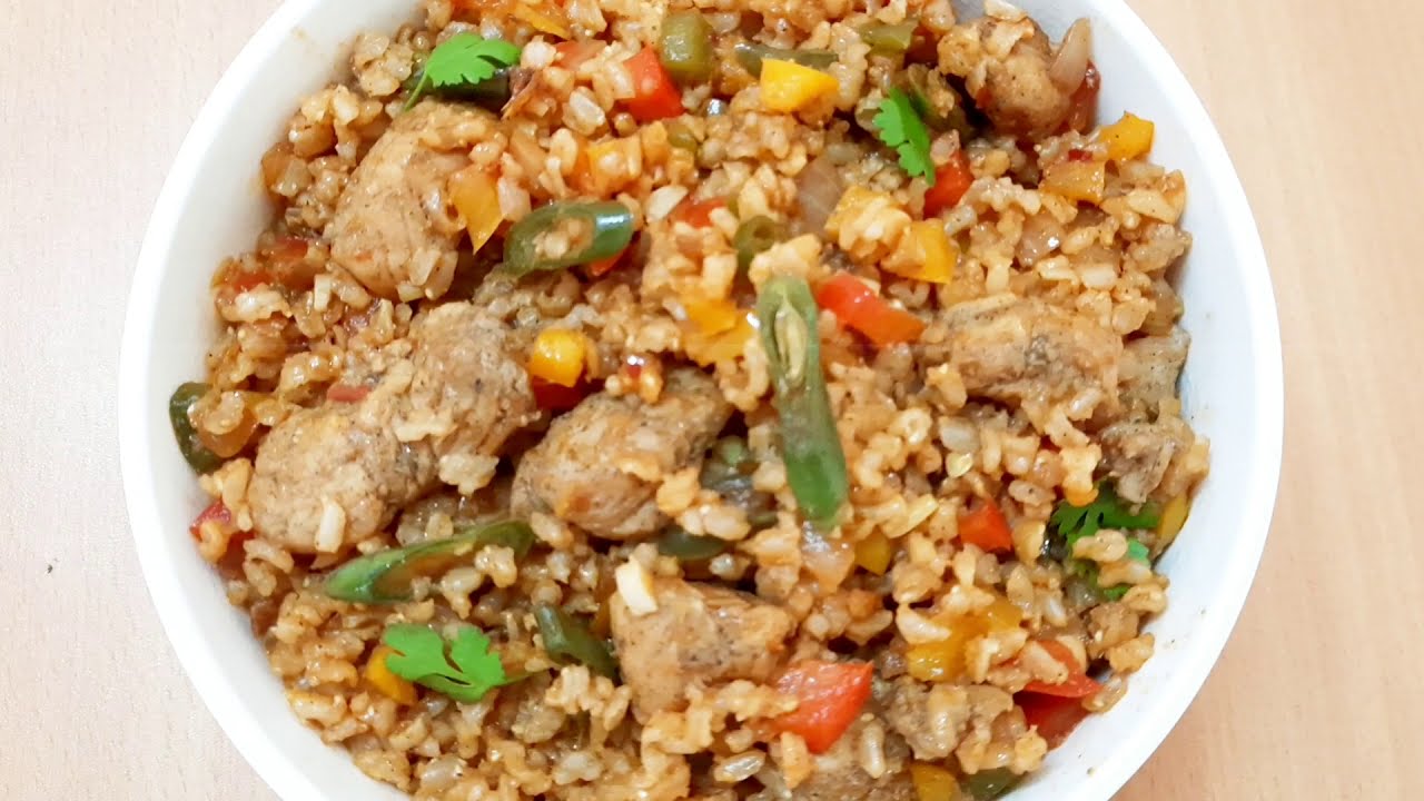 Easy Schezwan Chicken Fried Rice Recipe | Brown Rice Recipes