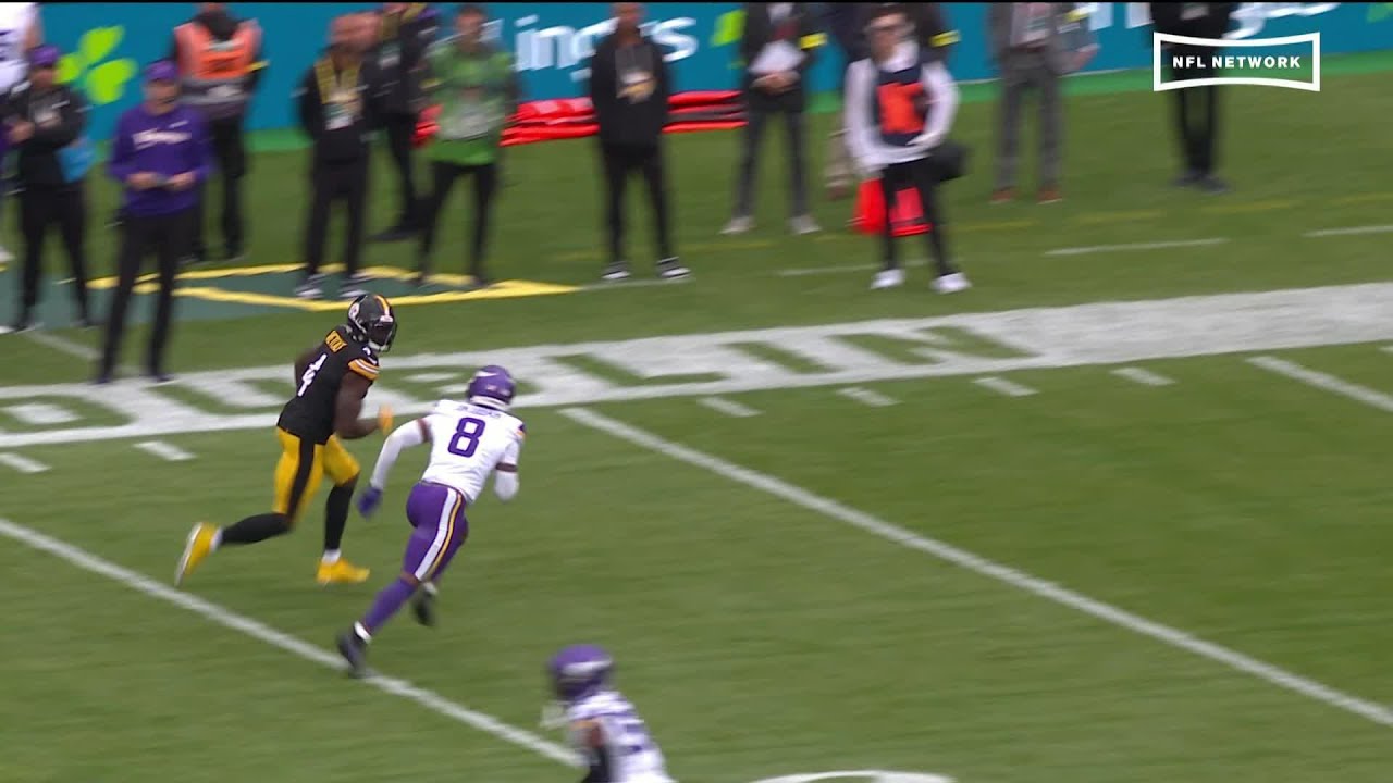 Rodgers to Metcalf Connection Leads to Gainwell Scoring the NFL's First Regular-Season TD in Ireland