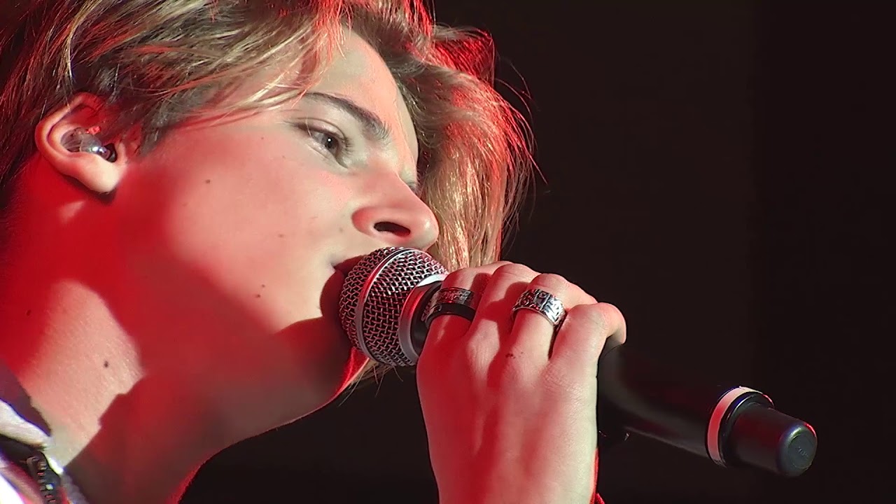 SOY LUNA opening act MATTEO MARKUS BOK!
