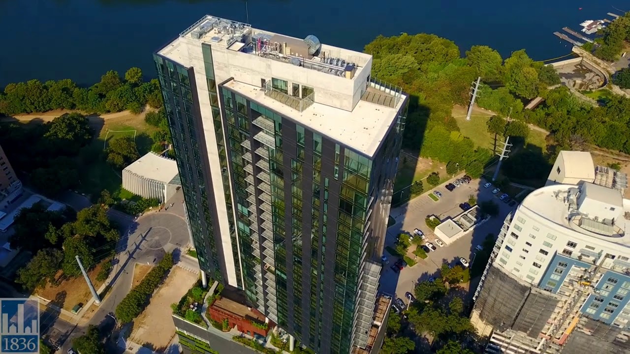 Austin, TX Units for Rent 1BR/1BA: 70 Rainey St #2205, Austin, TX by Austin, TX Property Management