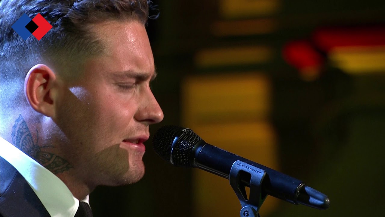 NACHT Na de Dam - Douwe Bob 'Fine Line' (2019)