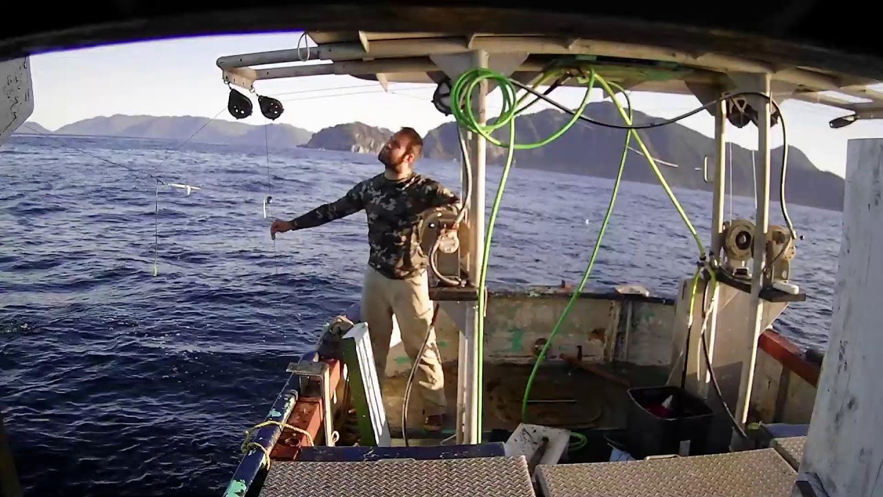 All Fixed Up (For Now)... Alaskan Commercial Power Trolling for King Salmon!