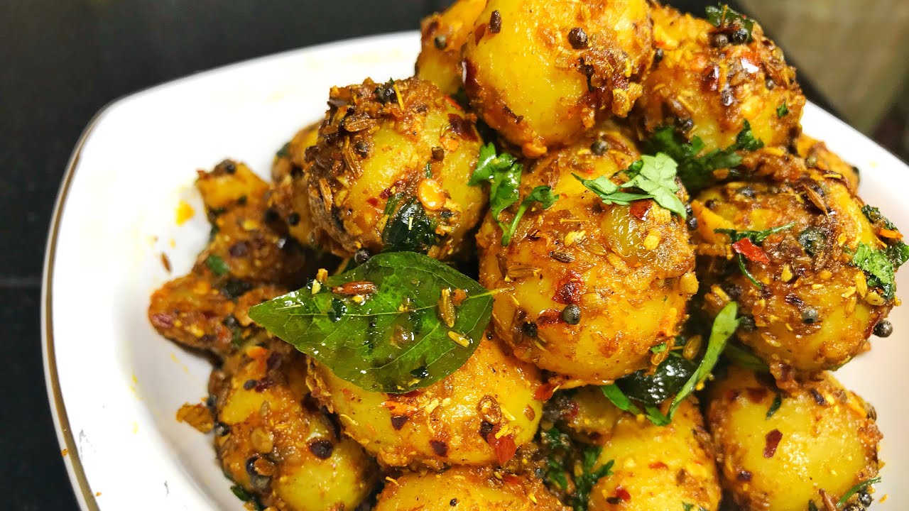 बनाये चटपटे मसालेदार छोटे आलू |Spicy Masaledar Chote jeera Aloo Fry | Garlic Potato Fry |Jeera Aloo