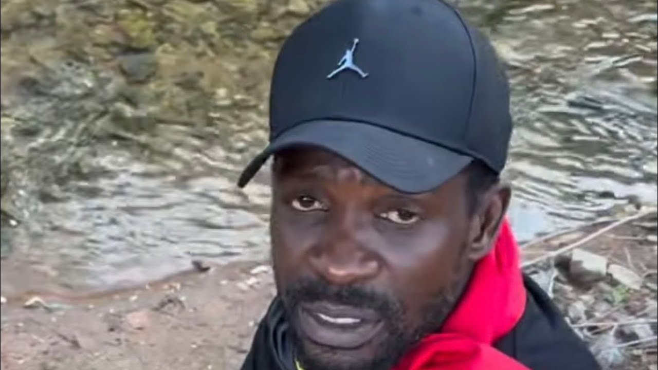 H.E PRESIDENT KYAGULANYI SENTAMU AKA BOBI WINE ALINA OBUBAKA BW'ABASUBUZI