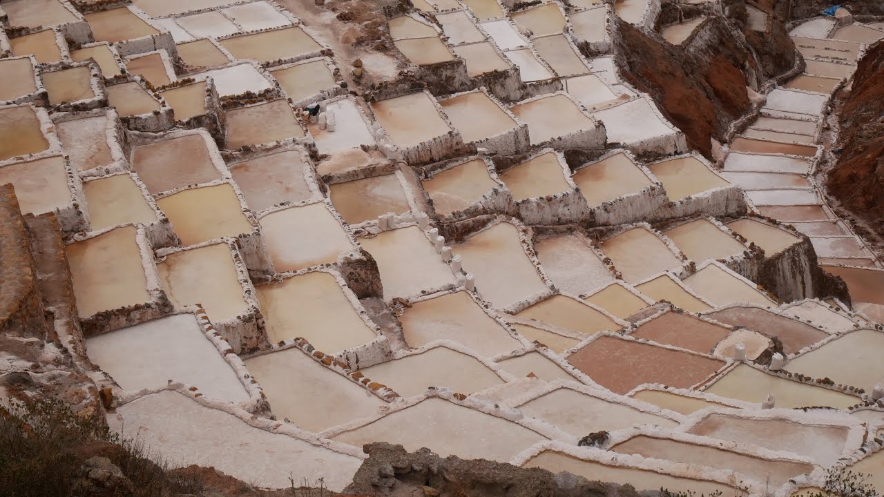Peru. Ollantaytambo • Salineras de Maras • Cusco. Backpacking. Road trips. City tours.