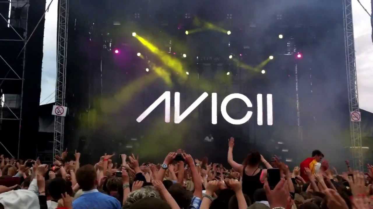 Avicii LIVE AT HELSINKI: I could be the one (live)