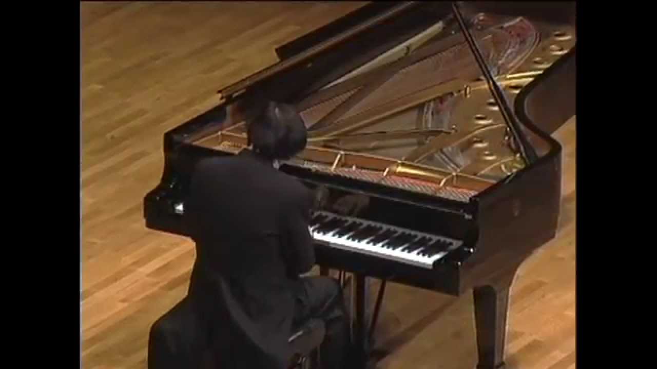 Maurice Ravel :  A la maniére de Chabrier (1913) - Kun-Woo Paik