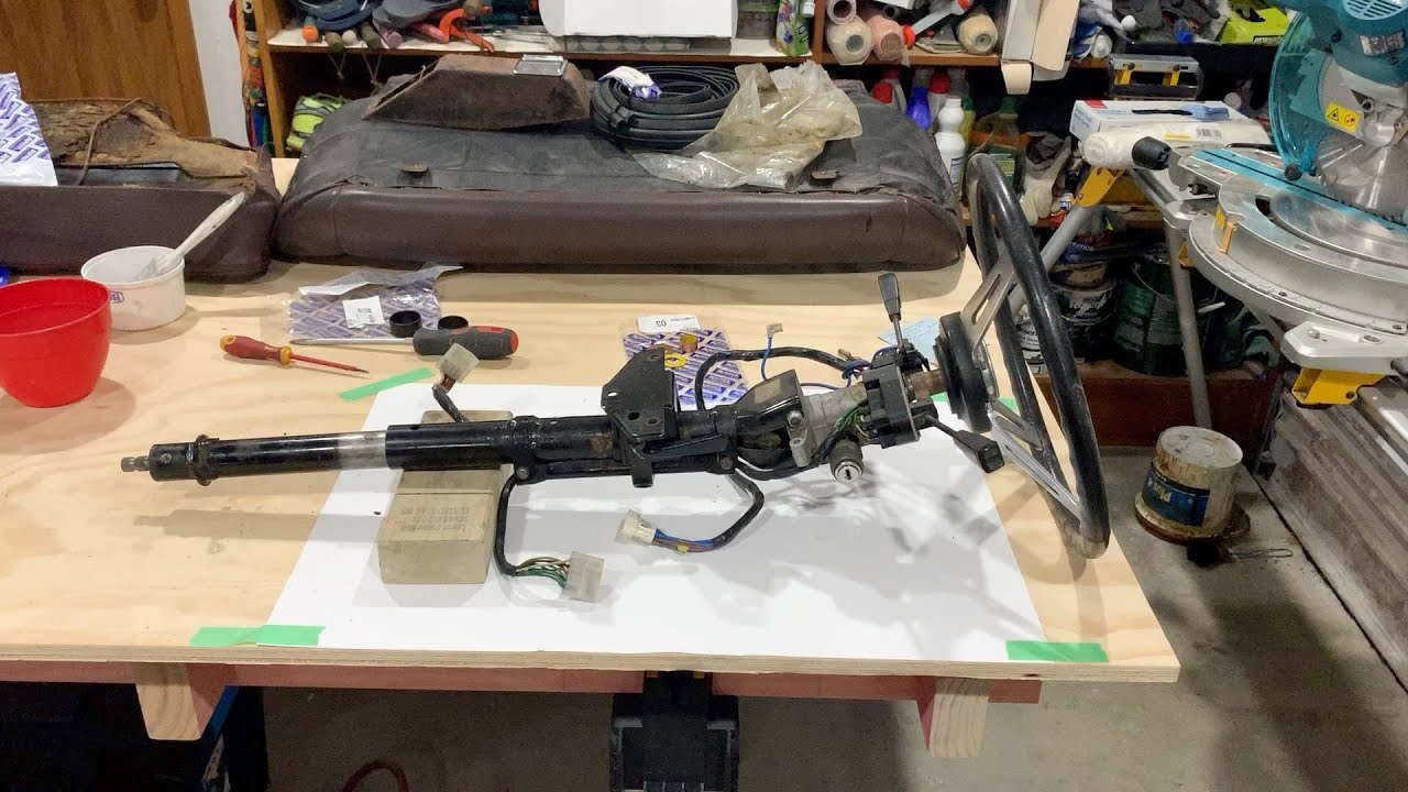 Rowan's Triumph Stag - Update # 3 - Steering Column Adjustment Issue