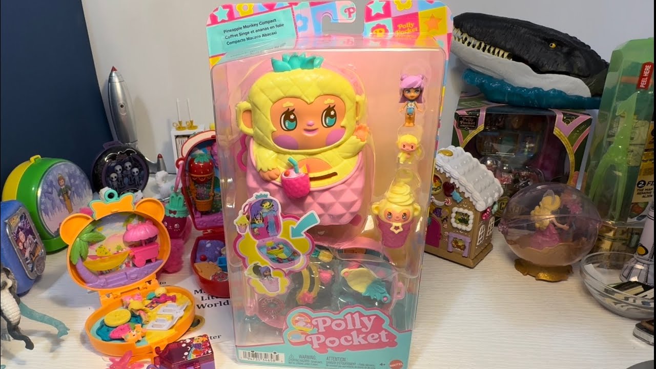 Открываем и исследуем компактную игрушку Polly Pocket «Обезьянка-ананас».