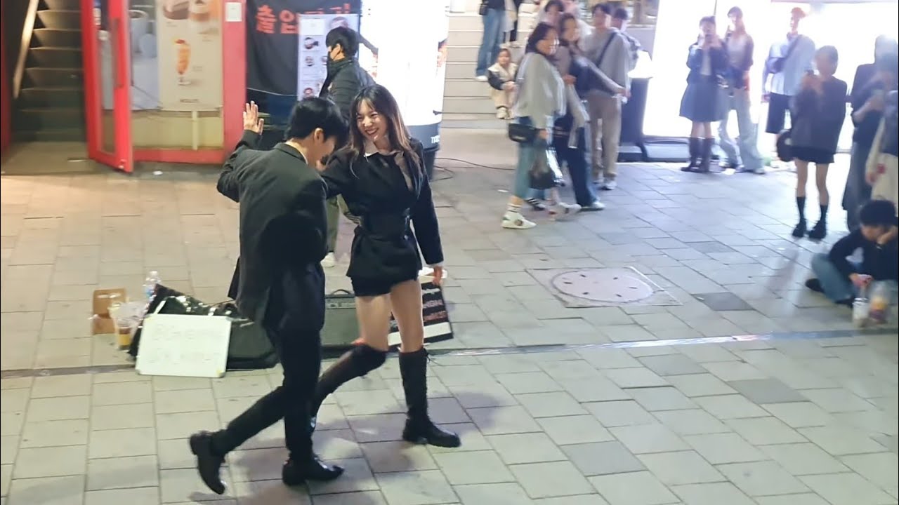 [STREET ARTIST] YU KAGAWA & HYOJIN. INTERACTIVE HONGDAE BUSKING. 231025.