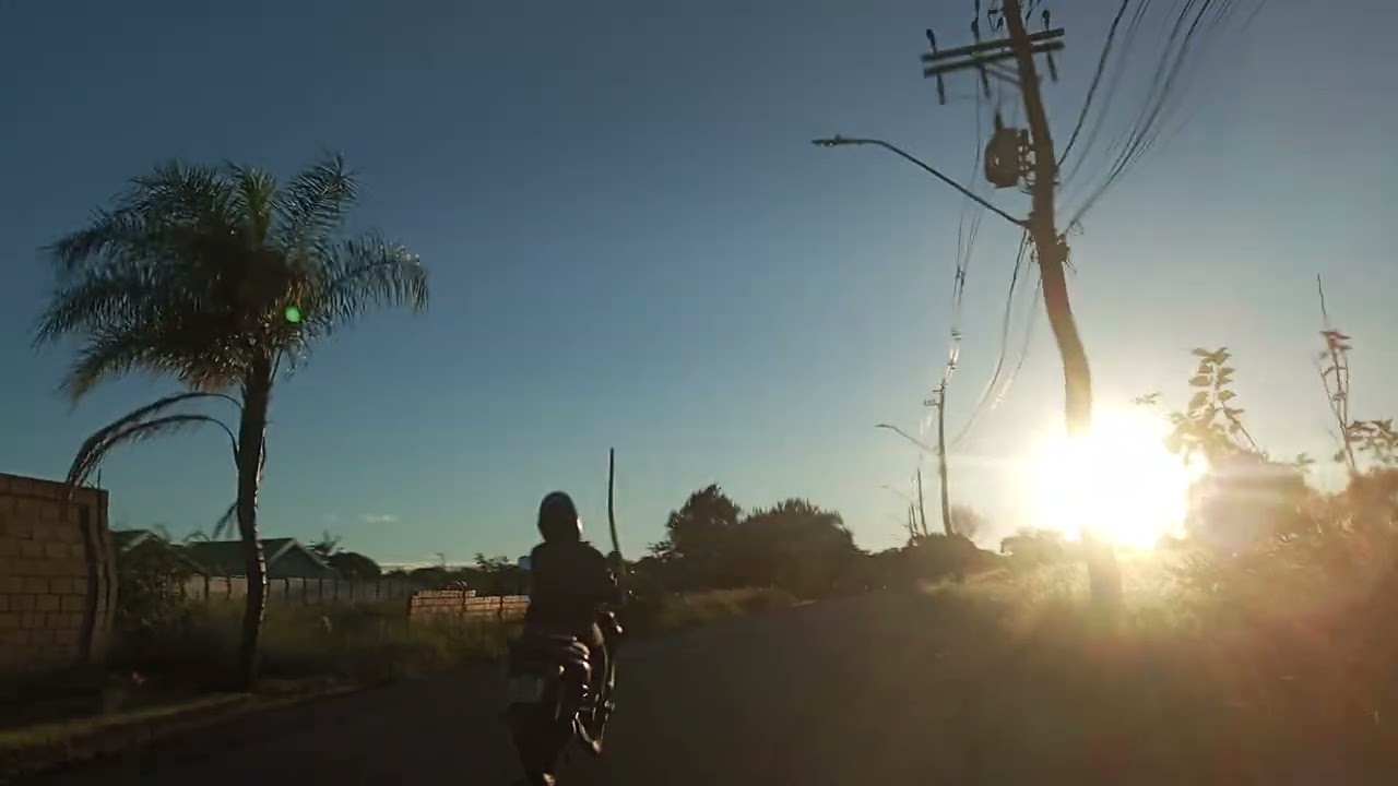 Passando na avenida 