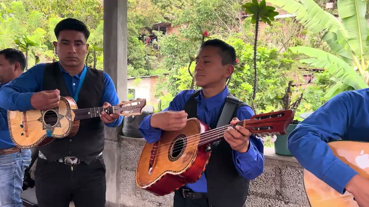 Los grupo corderos de Cristo//mi barquilla//