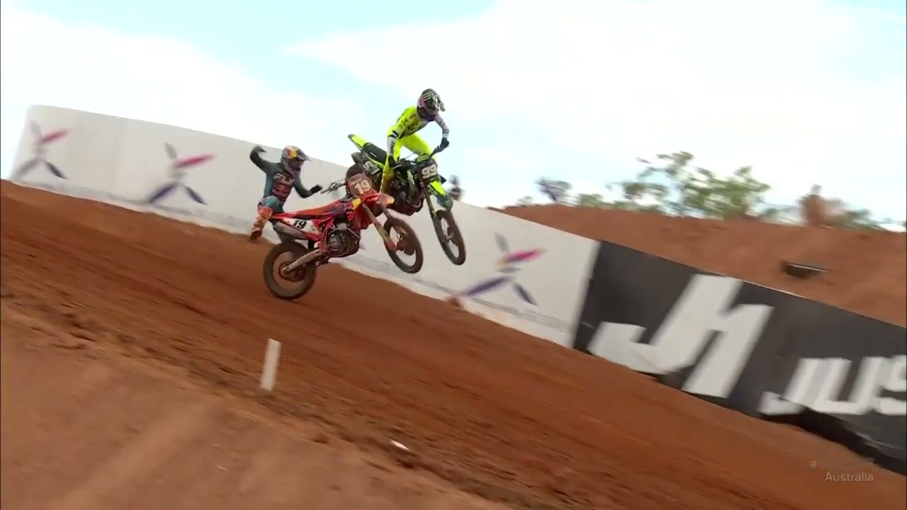 Sacha Coenen and Guillem Farres collide in the air! 😱 #MXGPAustralia