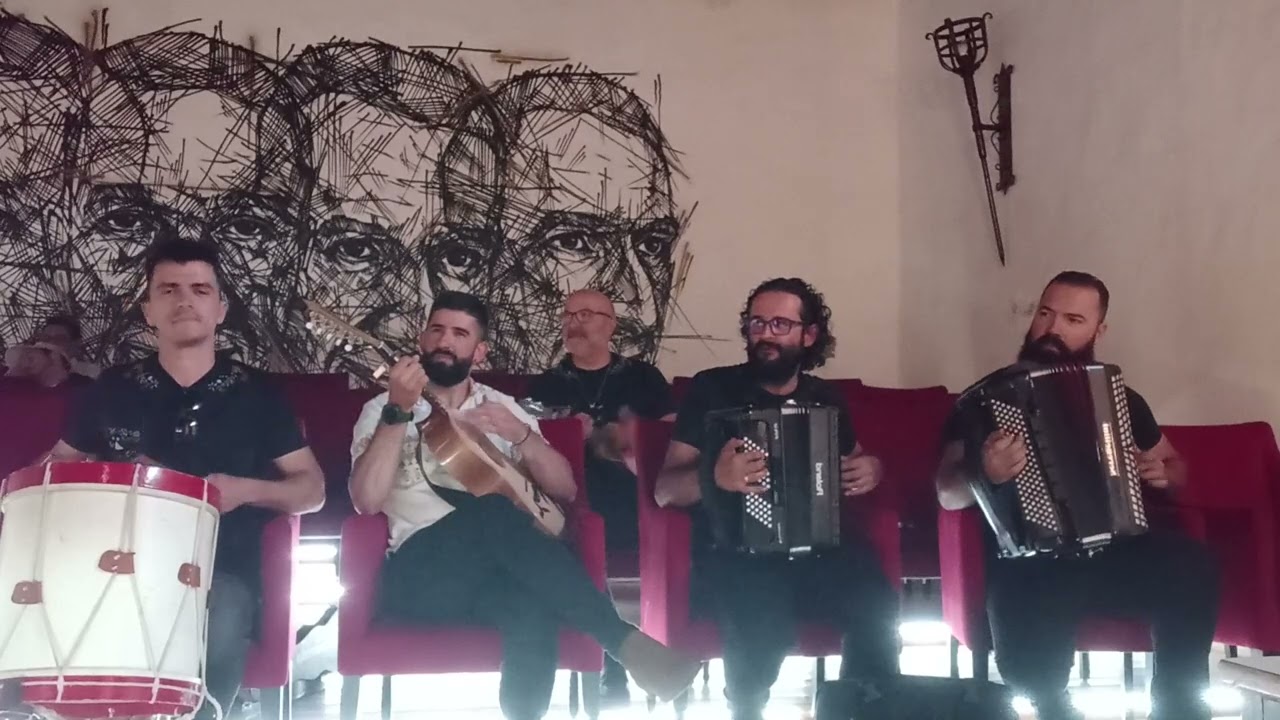 ‼️Os Pêgas‼️ Vira da Rapariga (acústic)