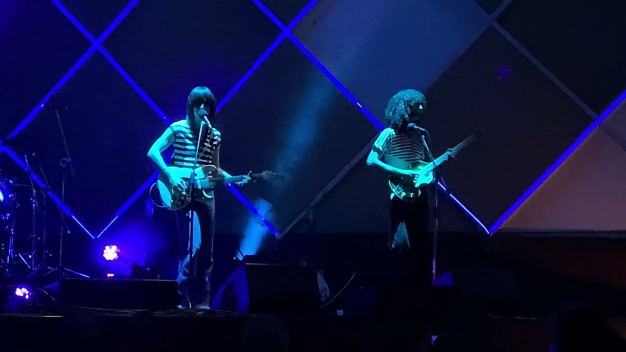 The Lemon Twigs - Till the Morning (Brian D'Addario) @ Cine Joia, São Paulo - 30/05/2025