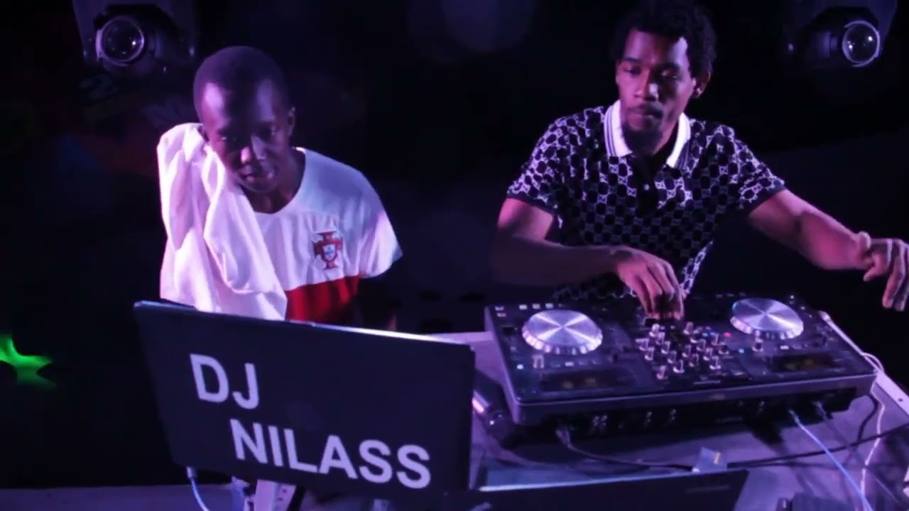 Amapiano Vibes [ Young Stunna, Kabza de Small, Nkosazana Daughter, Lady Amar] (Vilankulo). Dj Nilass