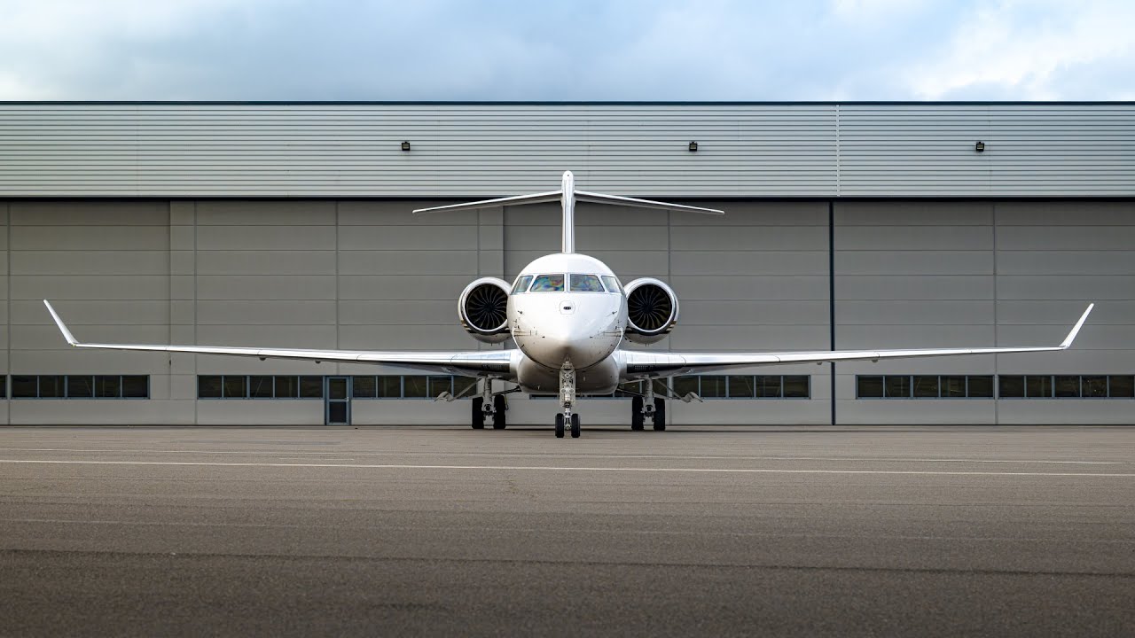 Bombardier Global 7500 : Watch a Private Jet Walk-Through with Air Charter Service