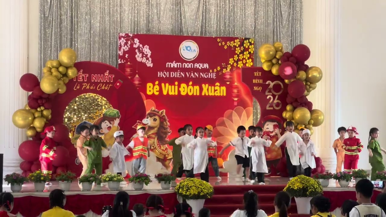 Tết trong tim mình (Mía và bạn)