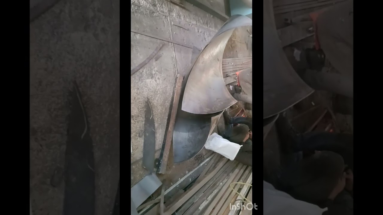 اتمام کار پله پیچ با نرده ورقی