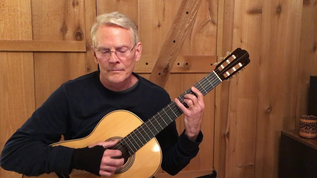 Moonlight Serenade by Glenn Miller: Daniel Estrem, guitar