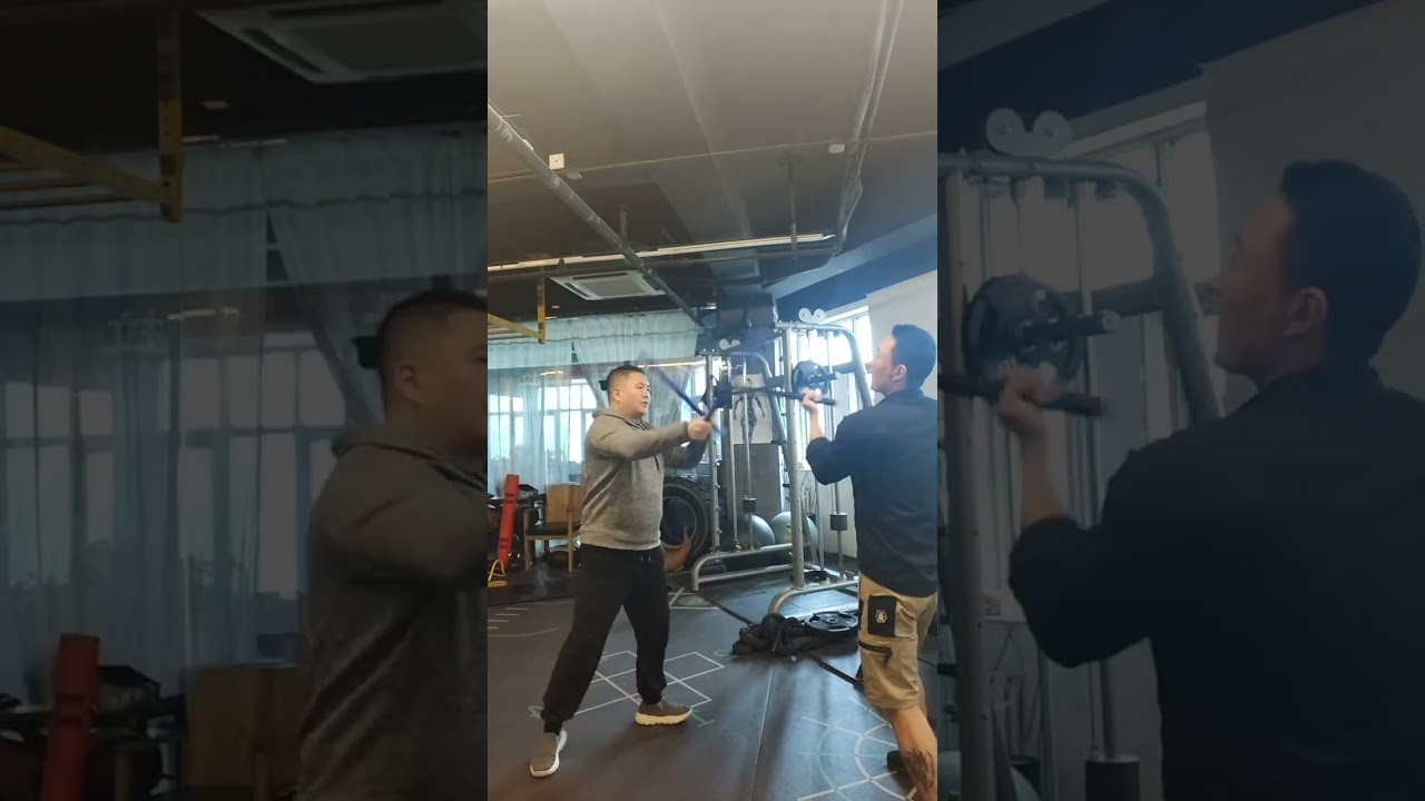 双棍 拐 刺