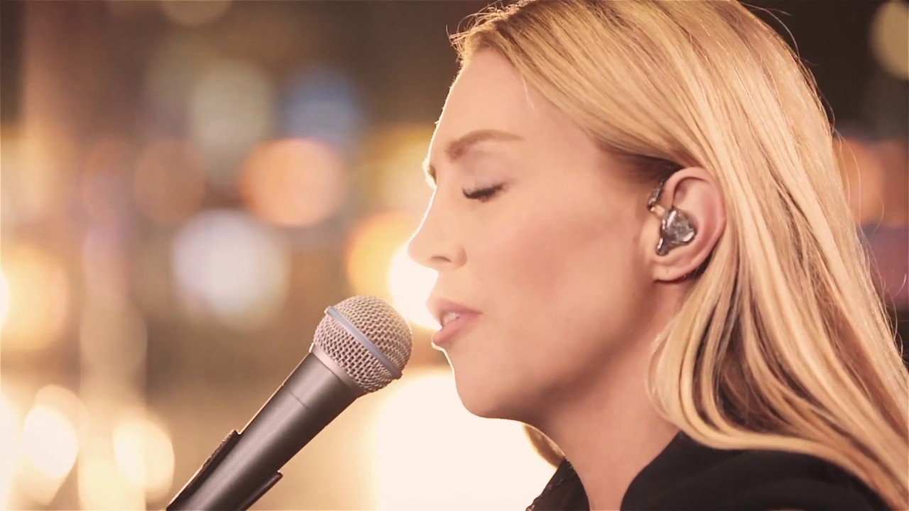 trainsome sessions - Alexa Feser feat. Curse mit 
