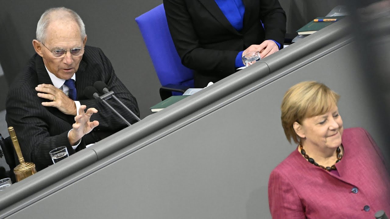 Sch&auml;uble weist Zwischenrufer w&auml;hrend Merkels Regierungserkl&auml;rung zurecht | AFP