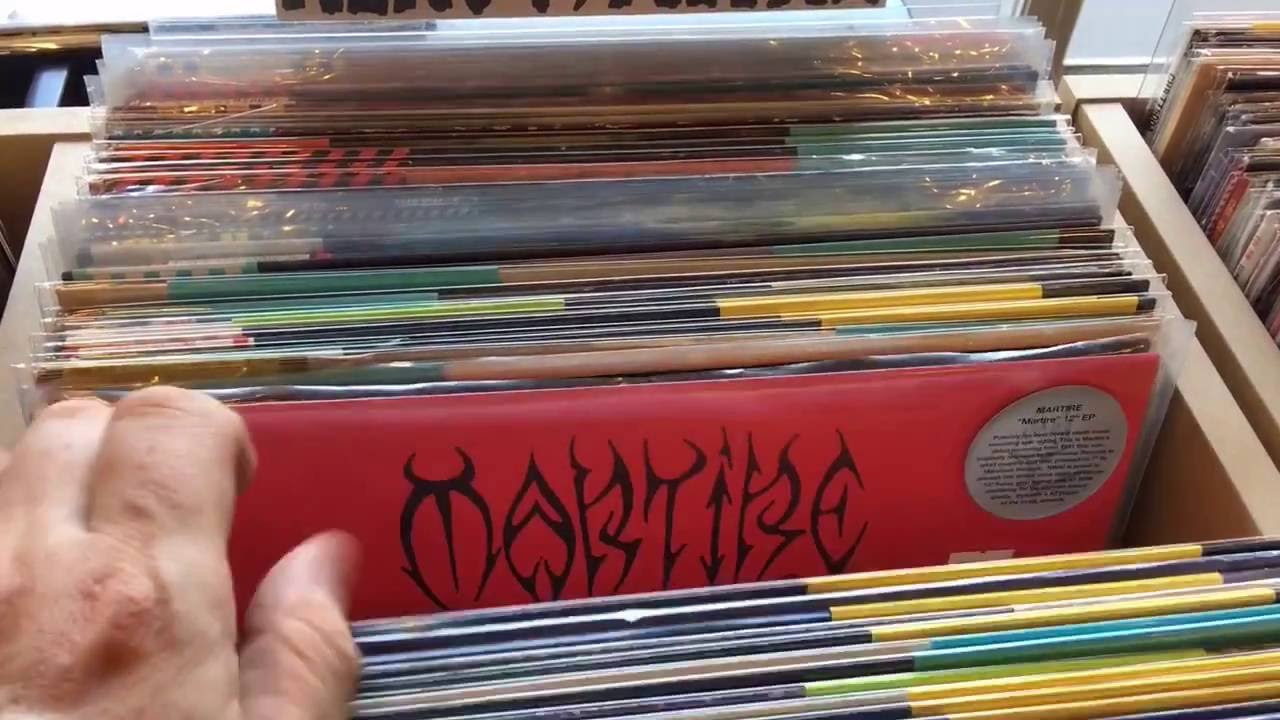 The Vinyl Guide  - Record Shop 100000t  Kyoto Japan
